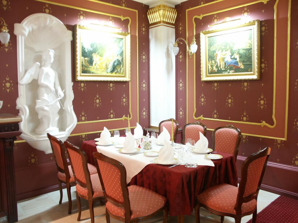 روفنو Marlen Hotel المظهر الخارجي الصورة